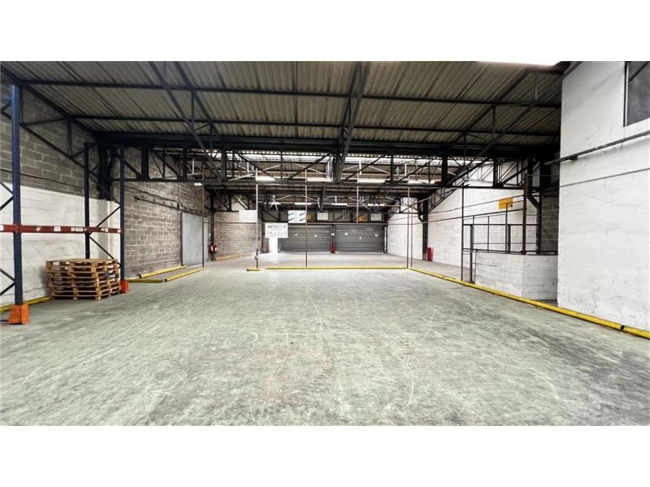 CBRE vous propose à louer, un entrepôt au sein d'