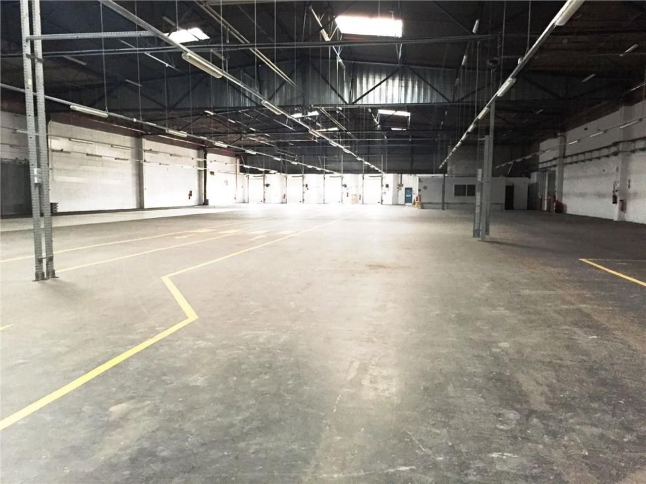 LOGISTIQUE URBAINE - CBRE vous propose à louer, u