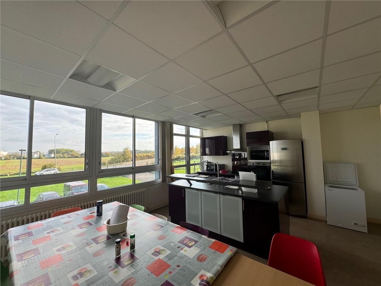 CBRE vous propose à louer des entrepôts/locaux d'