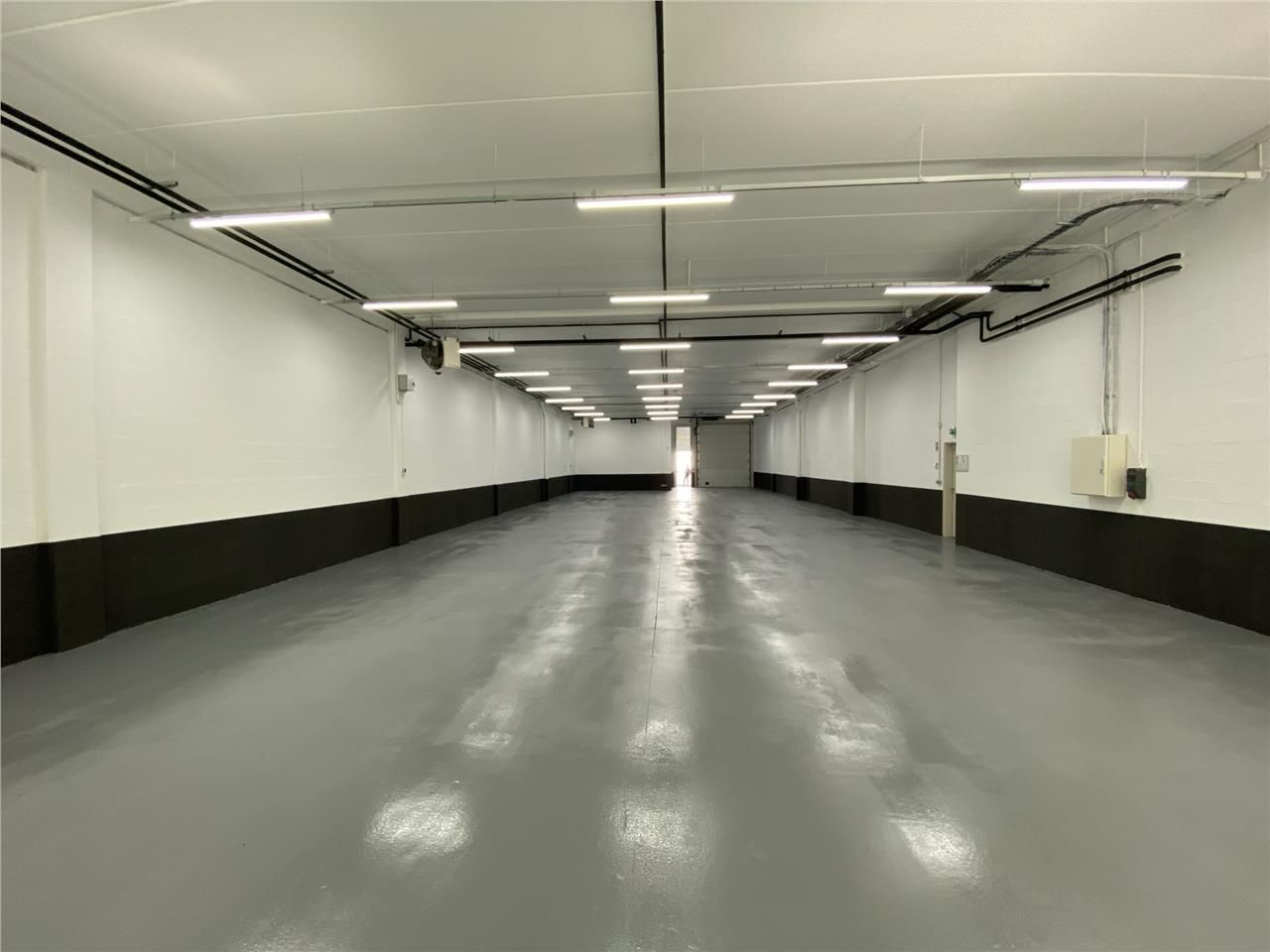 CBRE vous propose à louer, un local d'activités s