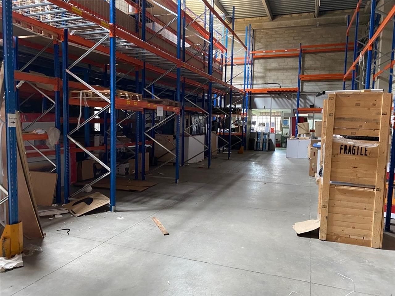 CBRE vous propose à louer un entrepôt/local d'act