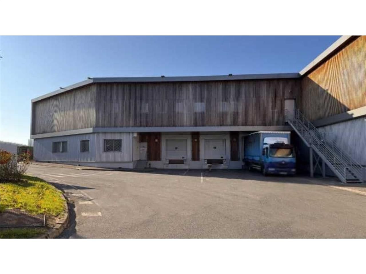 CBRE vous propose à vendre ou à louer un entrepôt