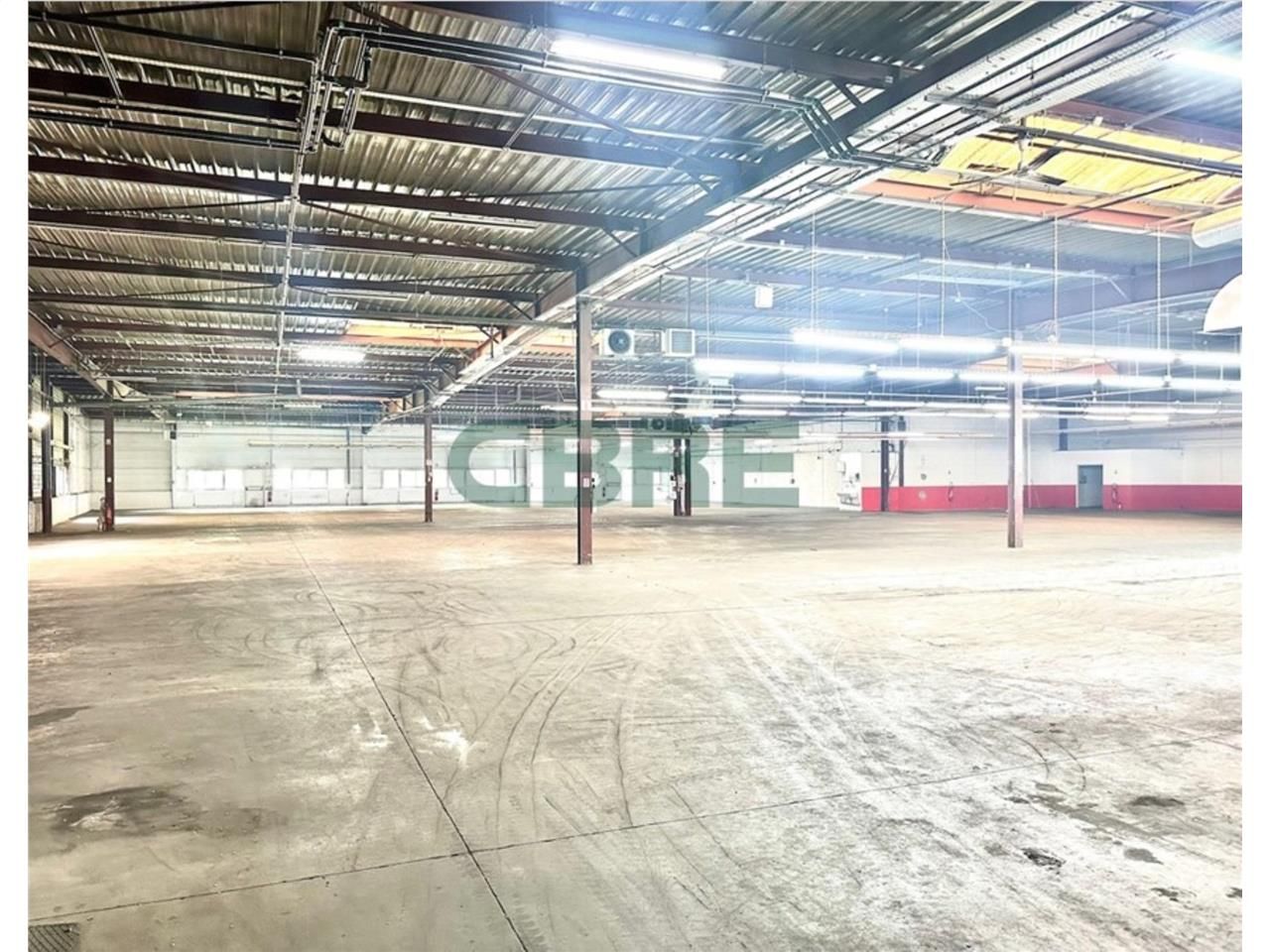 CBRE vous propose à louer, un entrepôt/local d'ac