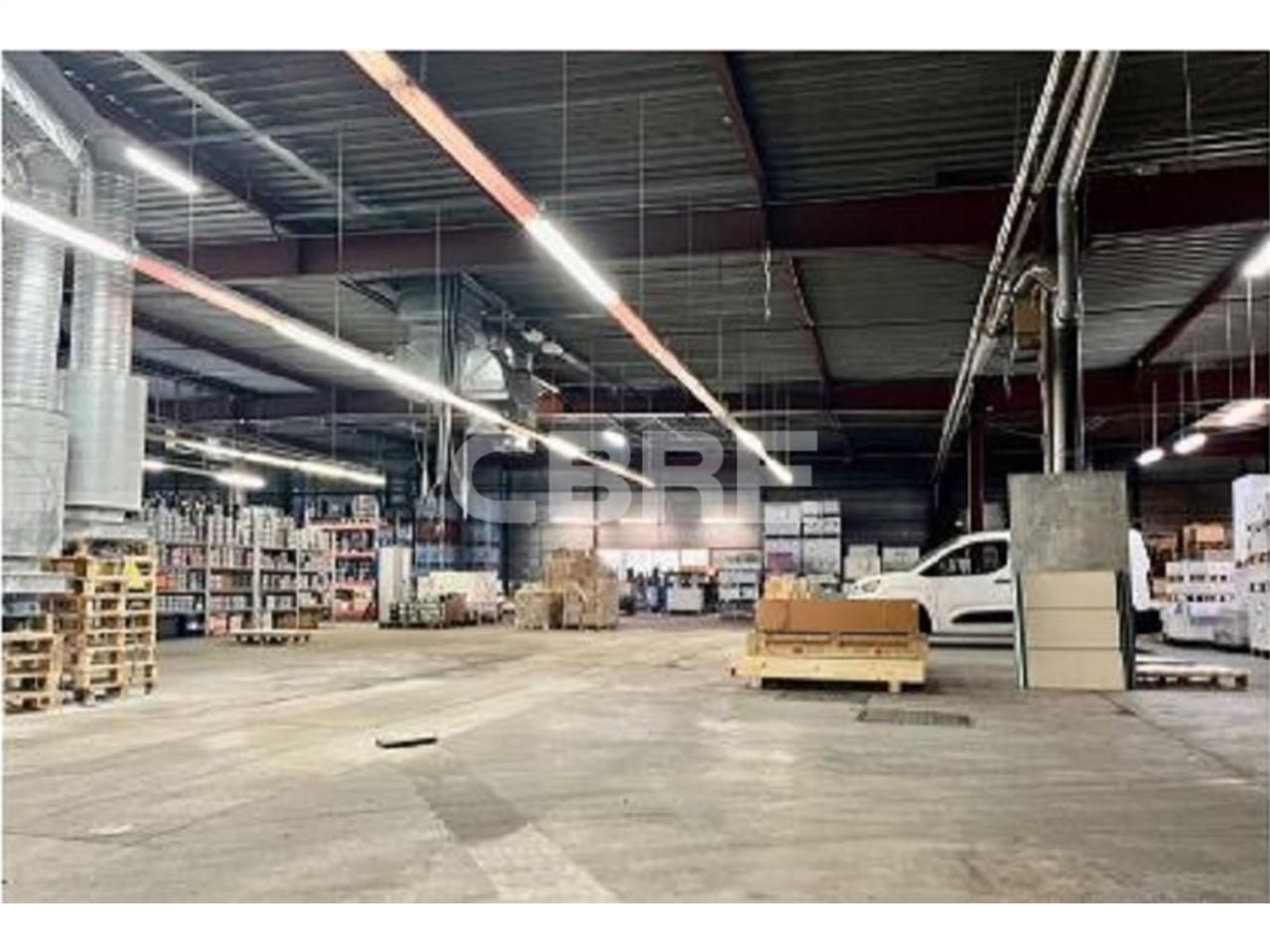 CBRE vous propose à louer, un entrepôt/local d'ac