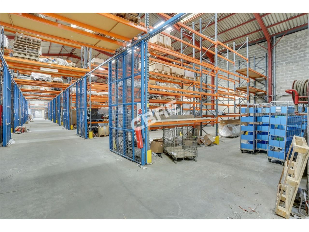 CBRE vous propose à louer, un entrepôt/local d'ac