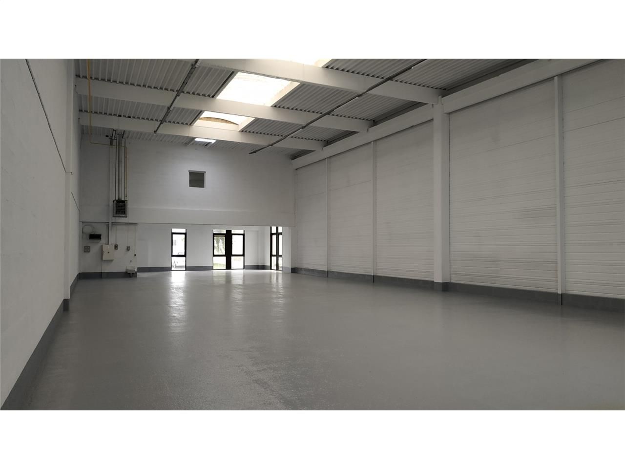 CBRE vous propose à louer un entrepôt/local d'act