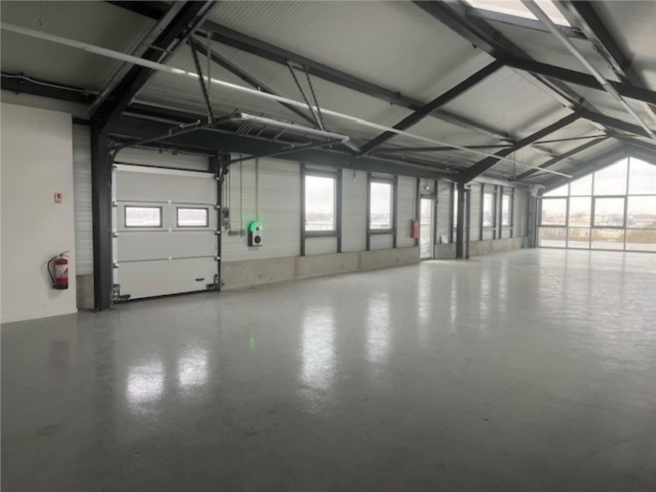 Rare sur le secteur ! CBRE vous propose à louer, 