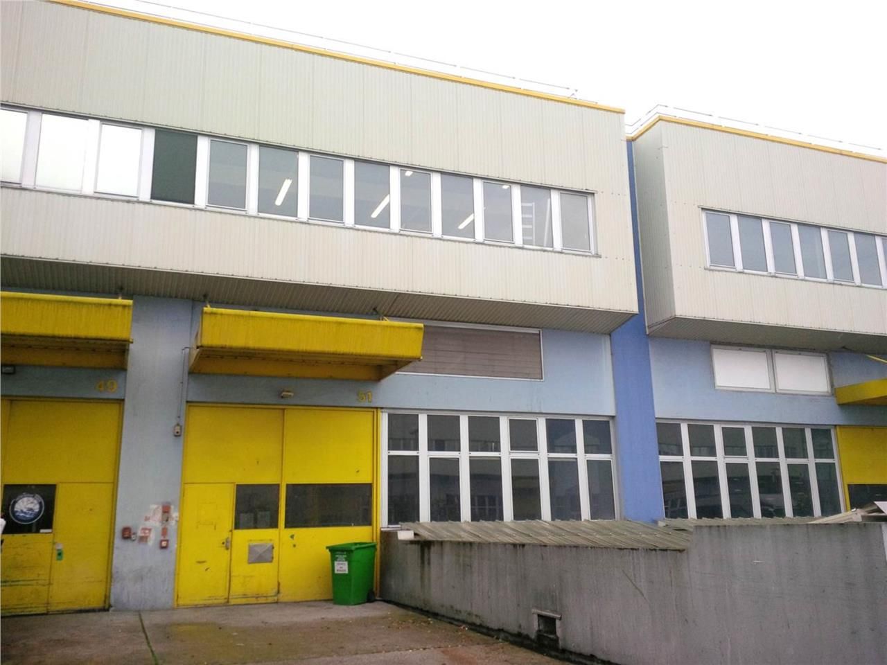 LOGISTIQUE URBAINE - CBRE vous propose à louer, u