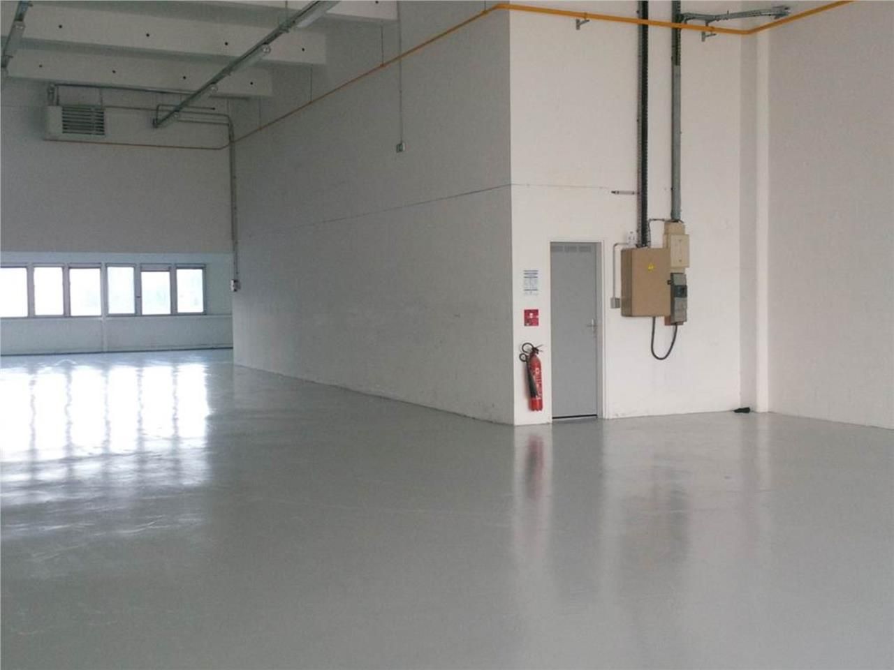 LOGISTIQUE URBAINE - CBRE vous propose à louer, u