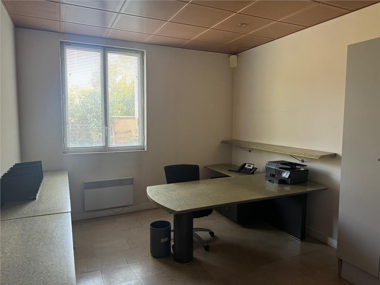 CBRE vous propose à vendre un entrepôt/local d'ac