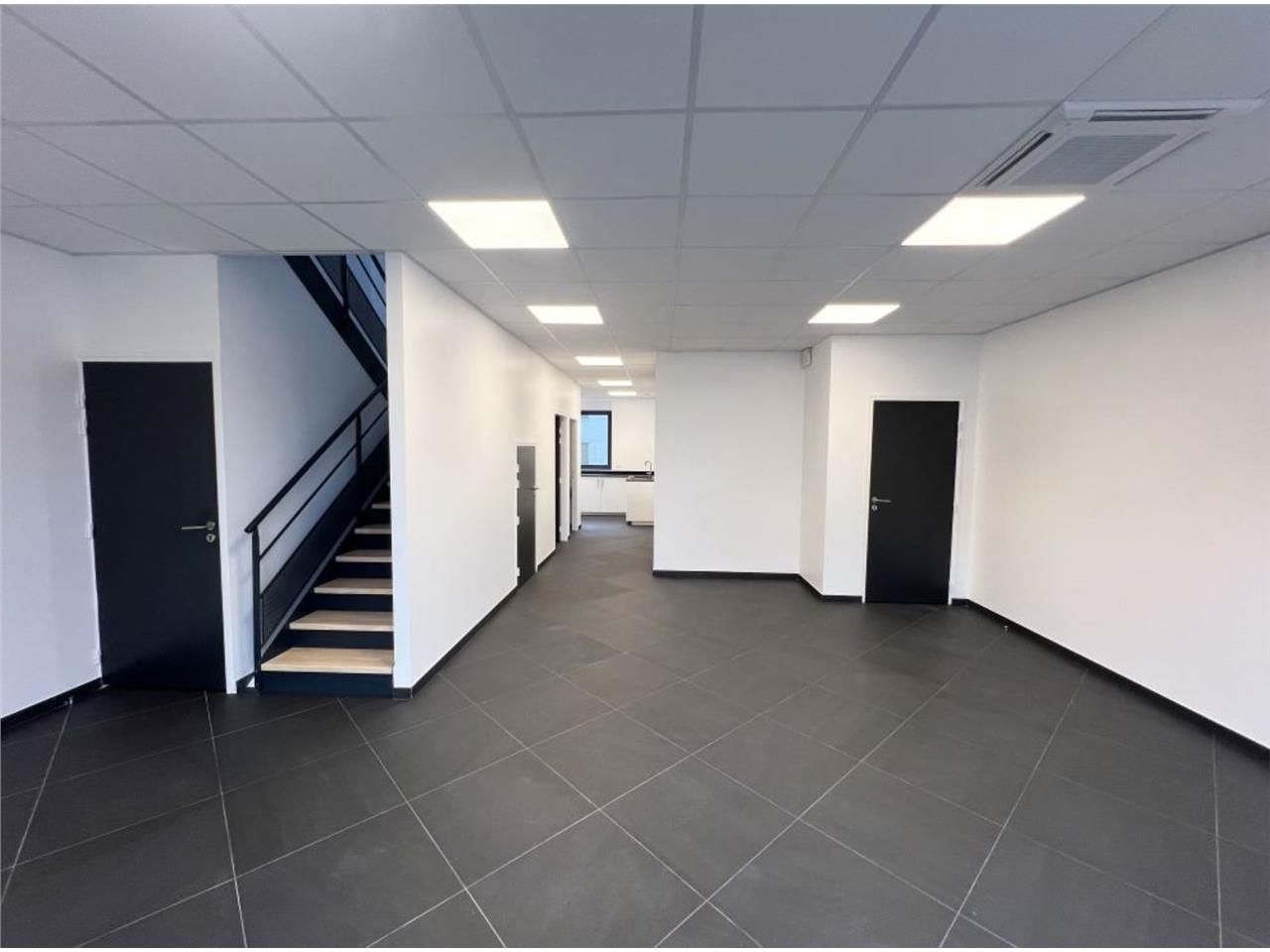 CBRE vous propose à vendre ou à louer des surface