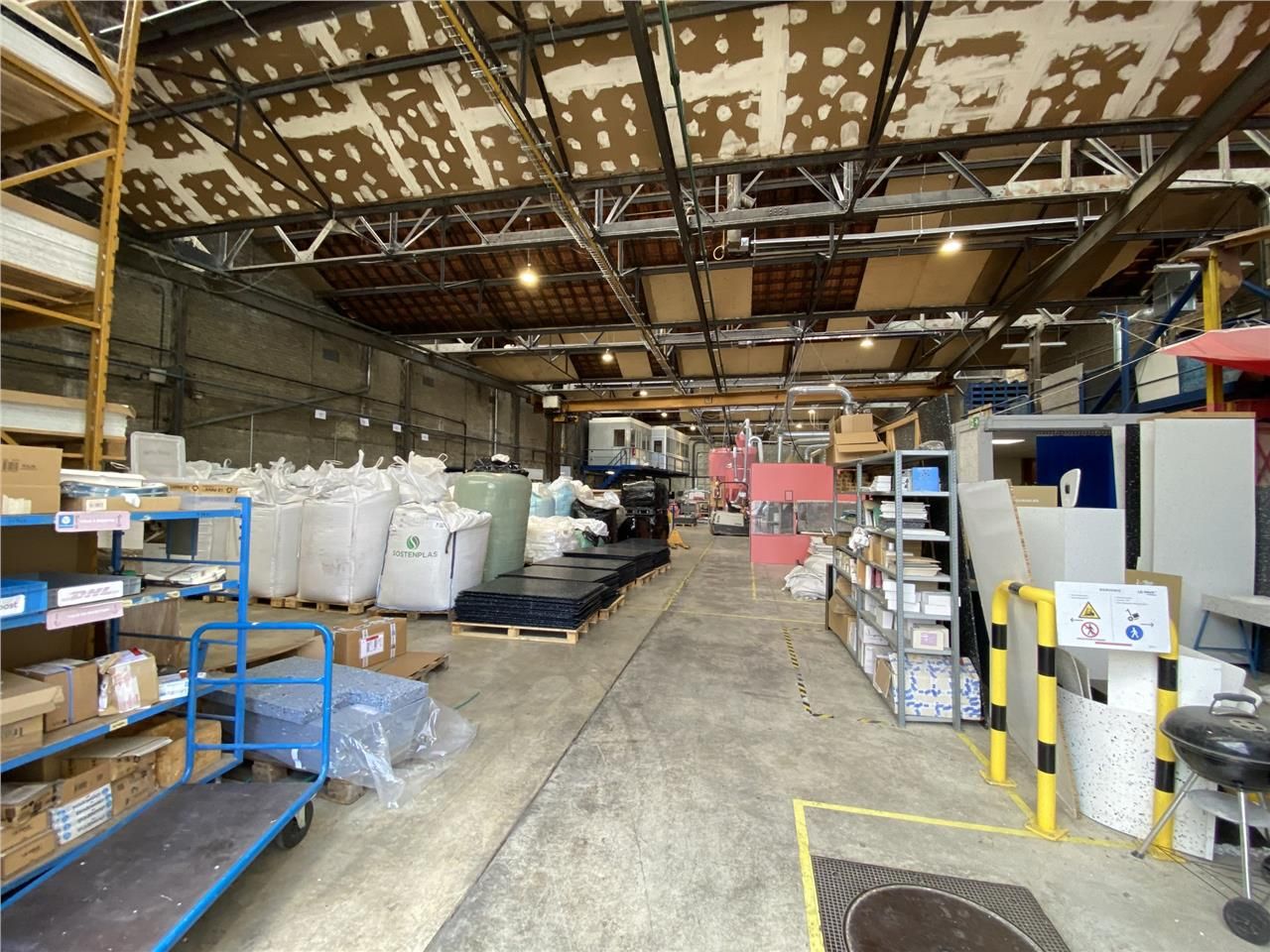 Rare sur le marché ! CBRE vous propose à louer un