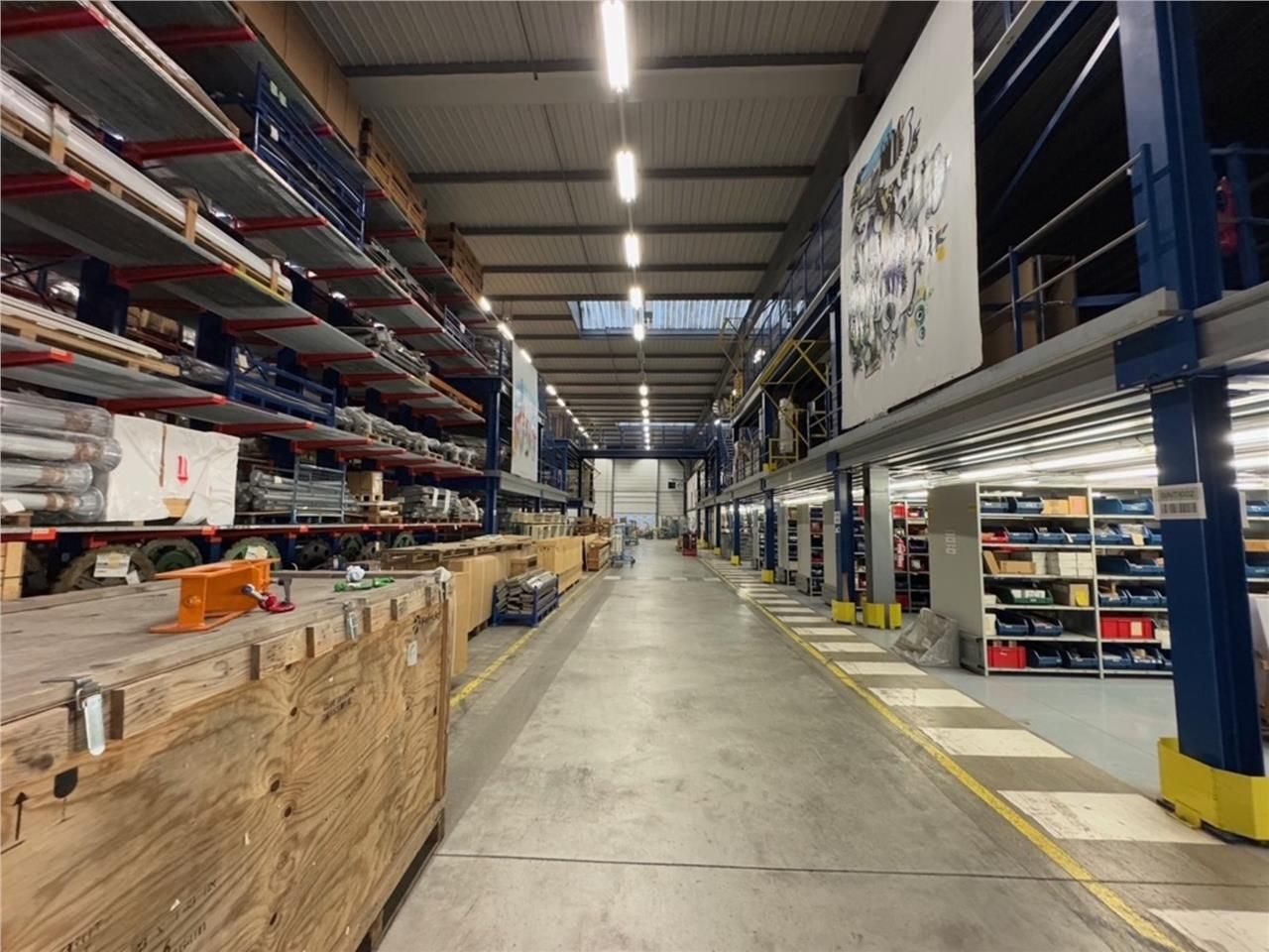 CBRE vous propose à louer un entrepôt/local d'act