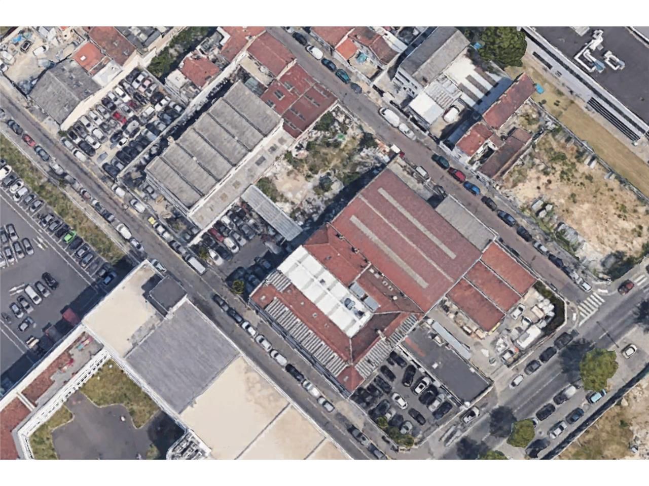 CBRE vous propose à vendre, un ensemble immobilie