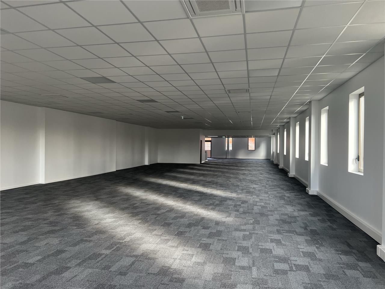 LOGISTIQUE URBAINE - Rare sur le secteur! CBRE vo