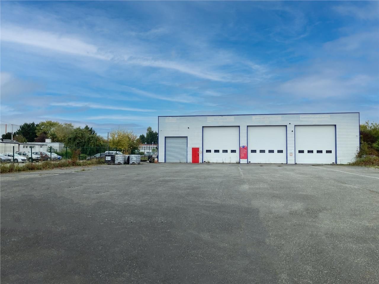 CBRE vous propose à vendre un entrepôt/local d'ac