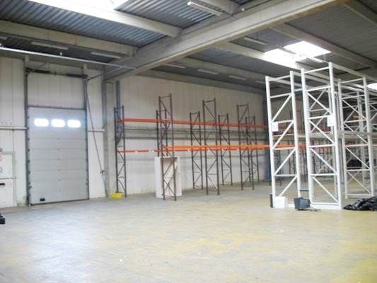 CBRE vous propose à louer un bâtiment indépendant