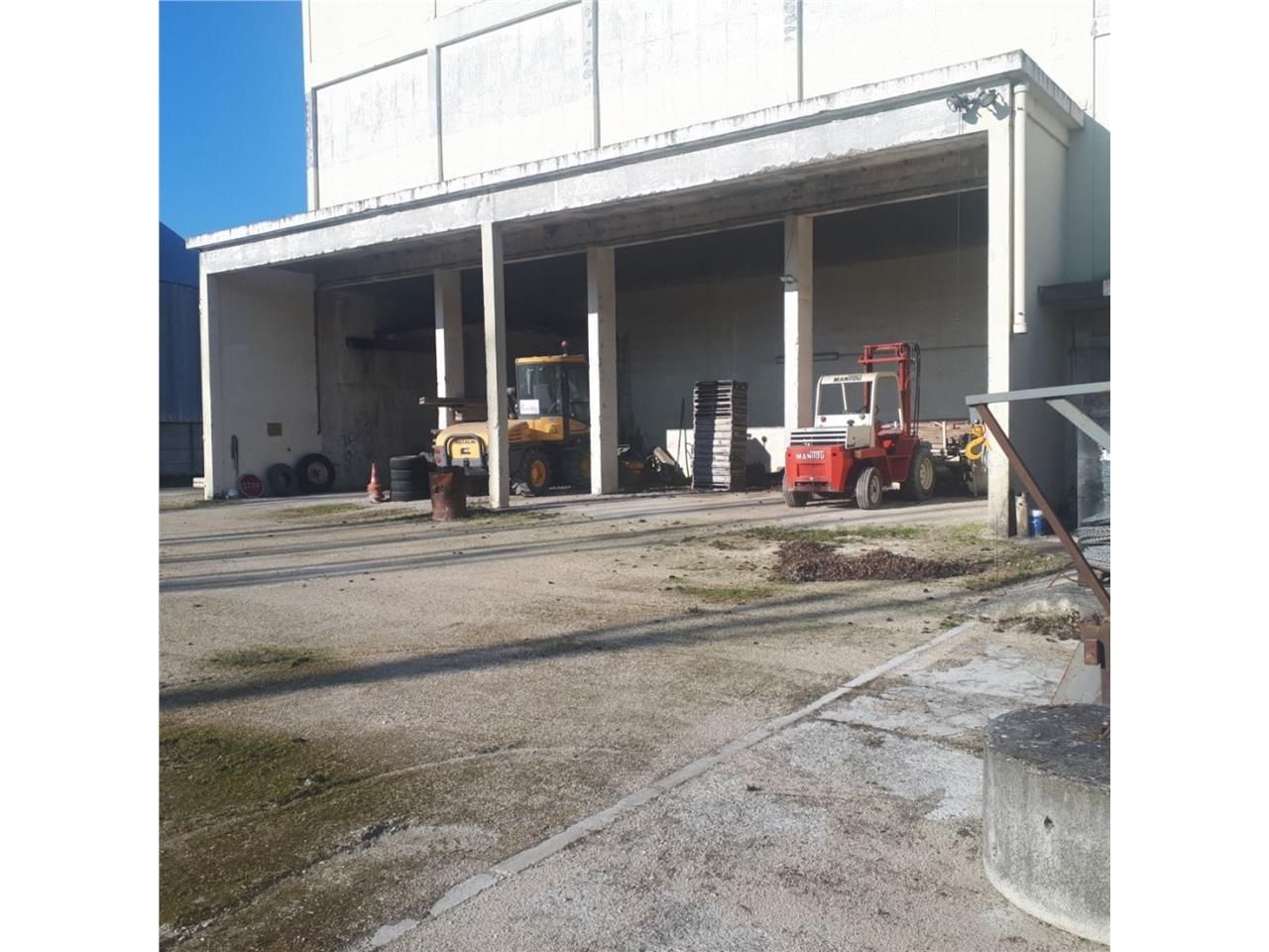 CBRE vous propose à vendre un terrain disposant d