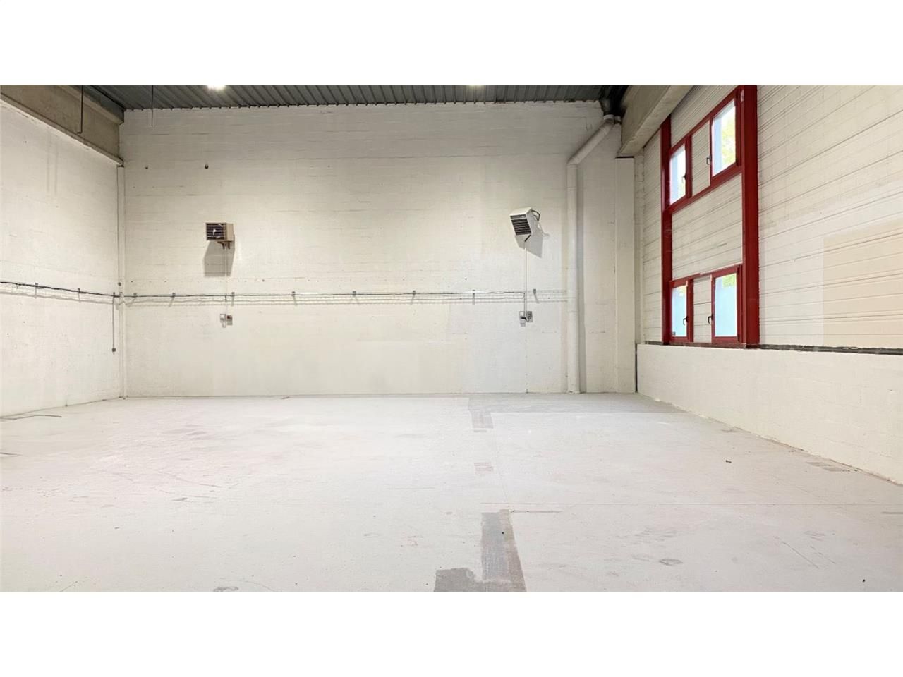 CBRE vous propose à louer un entrepôt/local d'act