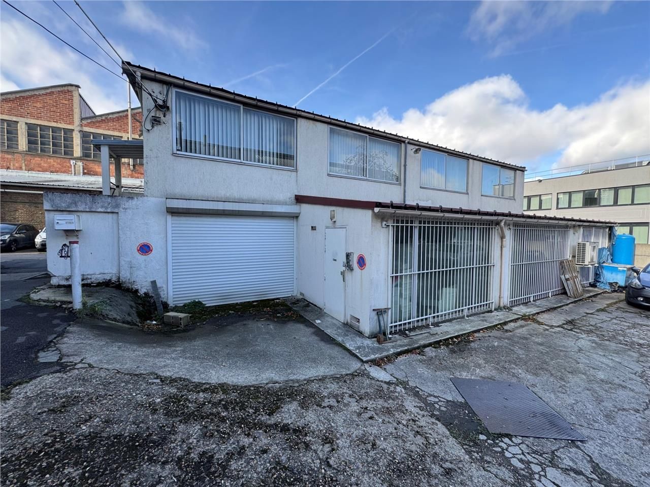 CBRE vous propose à louer, un bâtiment indépendan