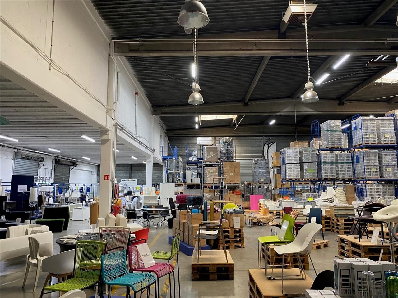 CBRE vous propose à louer un entrepôt/local d'act