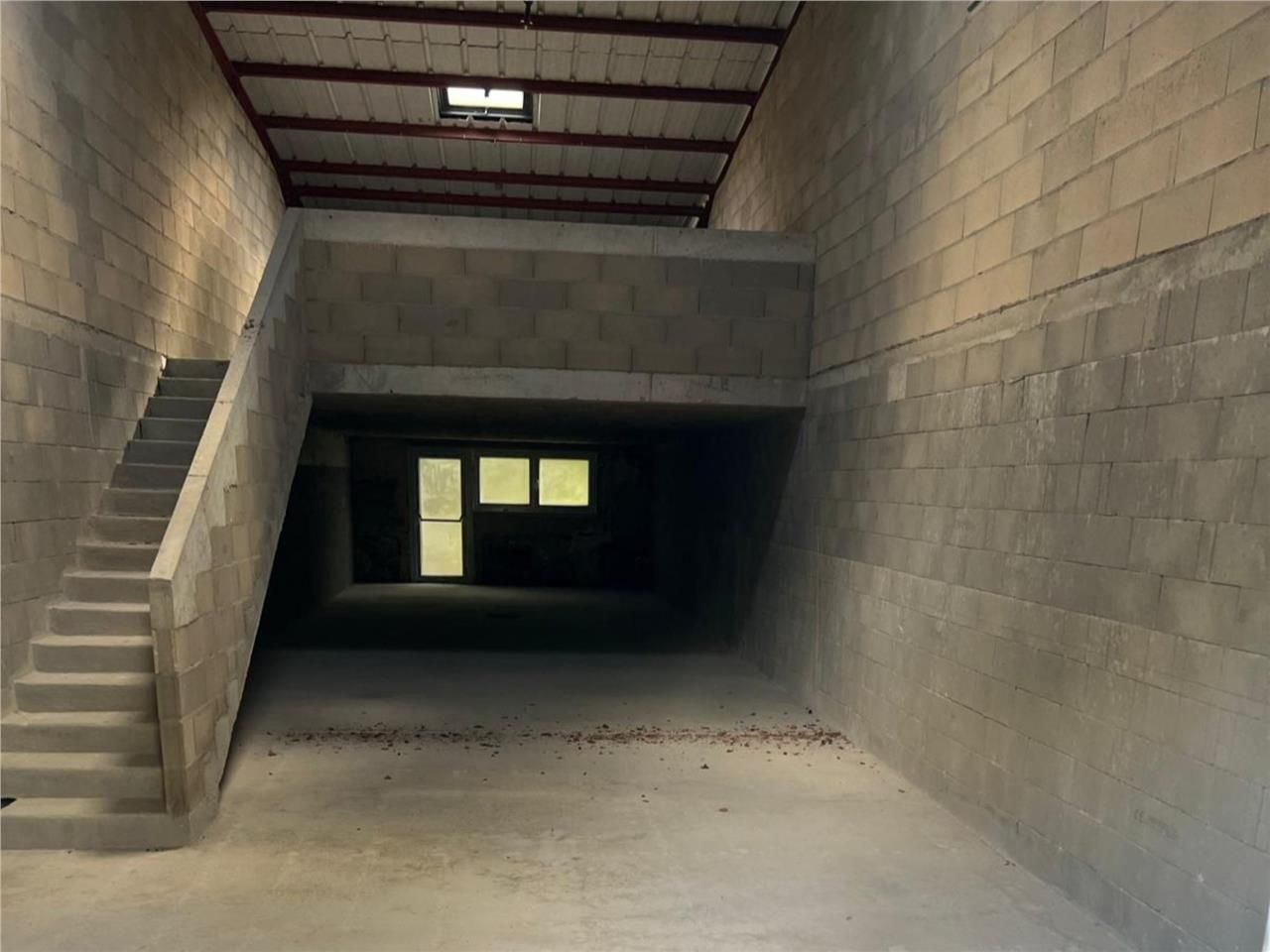 CBRE vous propose à vendre ou à louer un lot d'ac