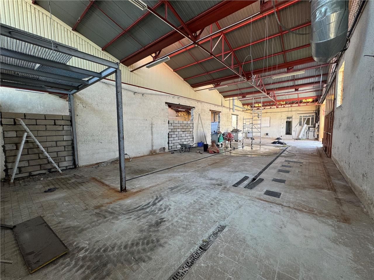 Rare sur le marché ! CBRE vous propose à vendre, 