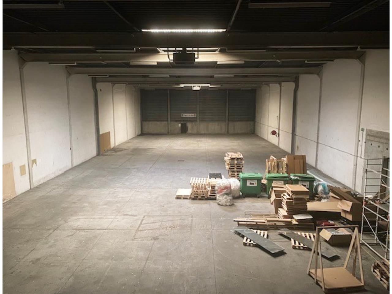 CBRE vous propose à louer, un entrepôt/local d'ac