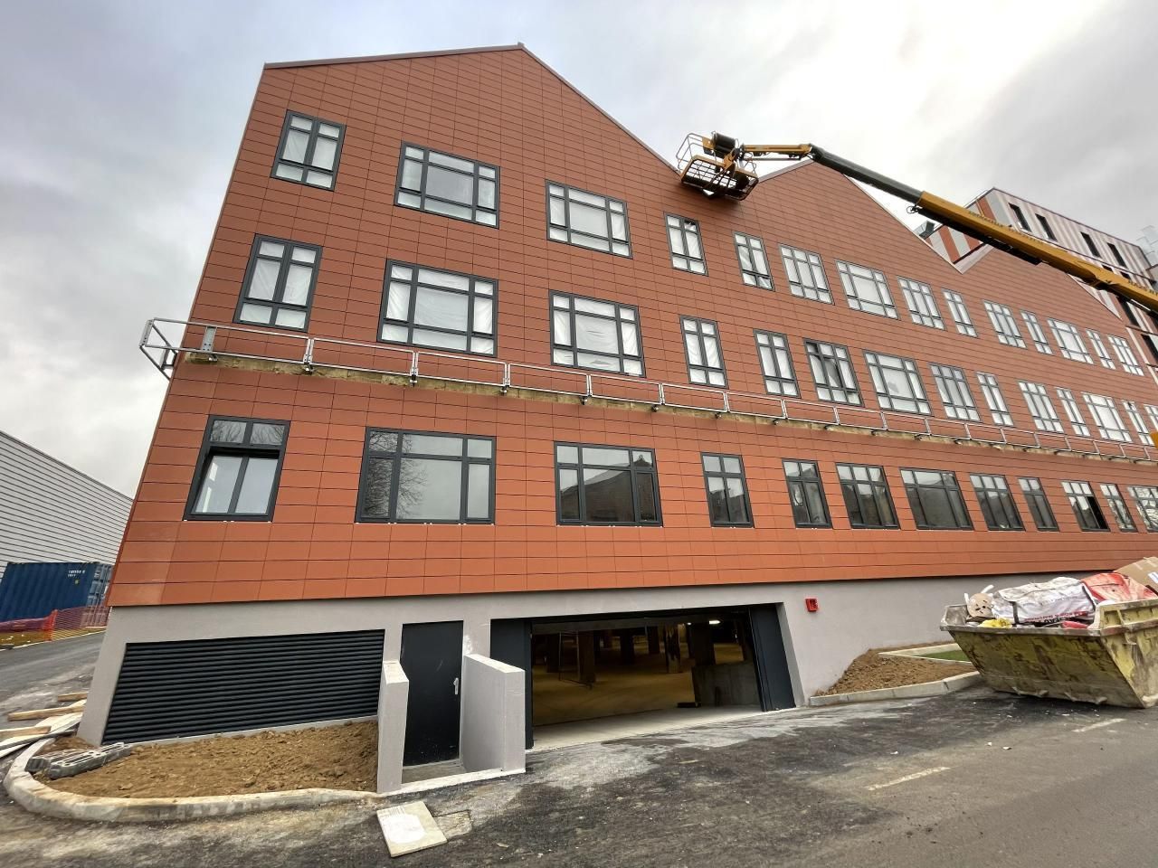 1502.8 m² pour ce pme-pmi en location à Argenteuil