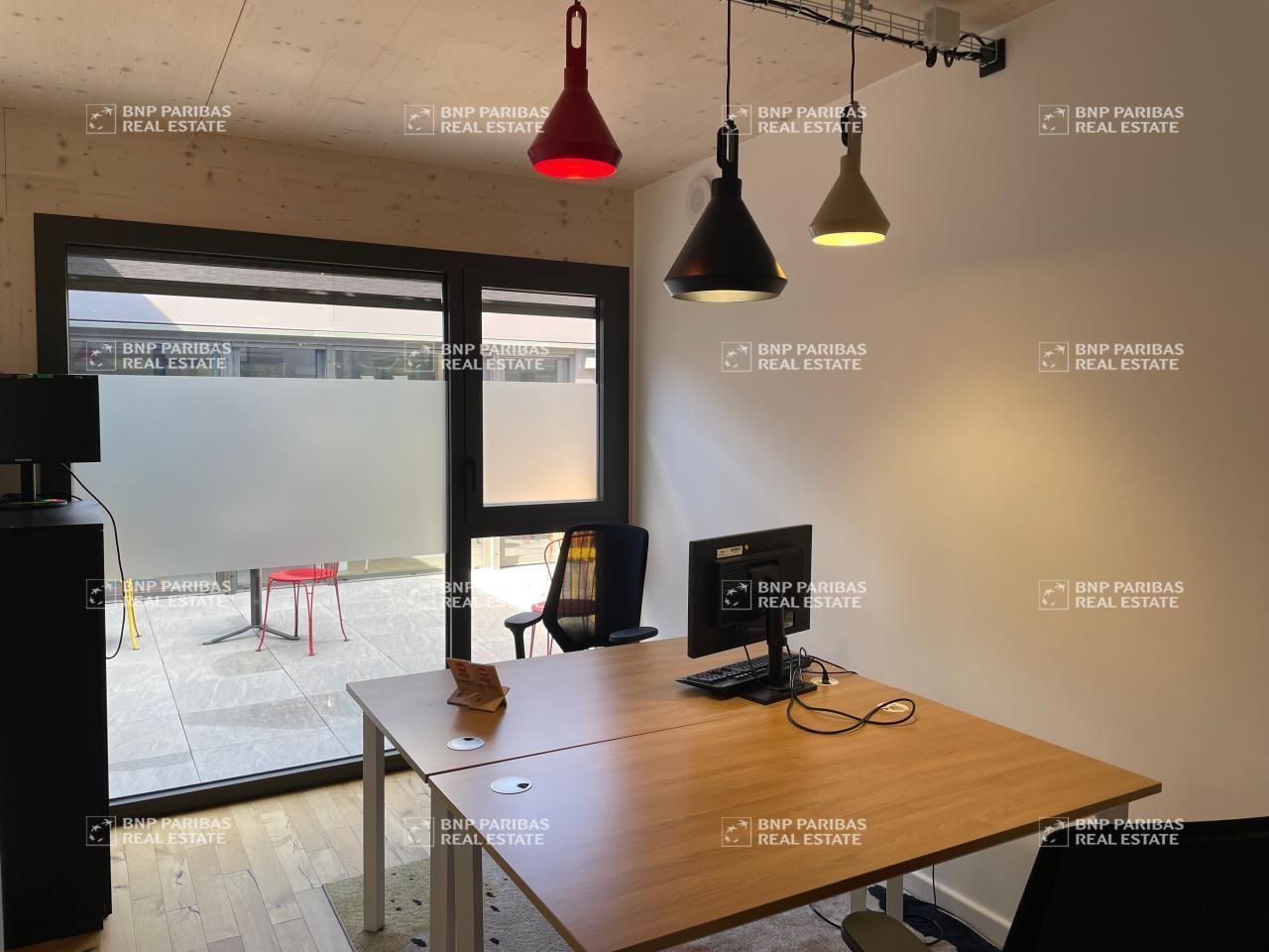 271 m² pour ce bureaux en vente à Allonzier-la-caille