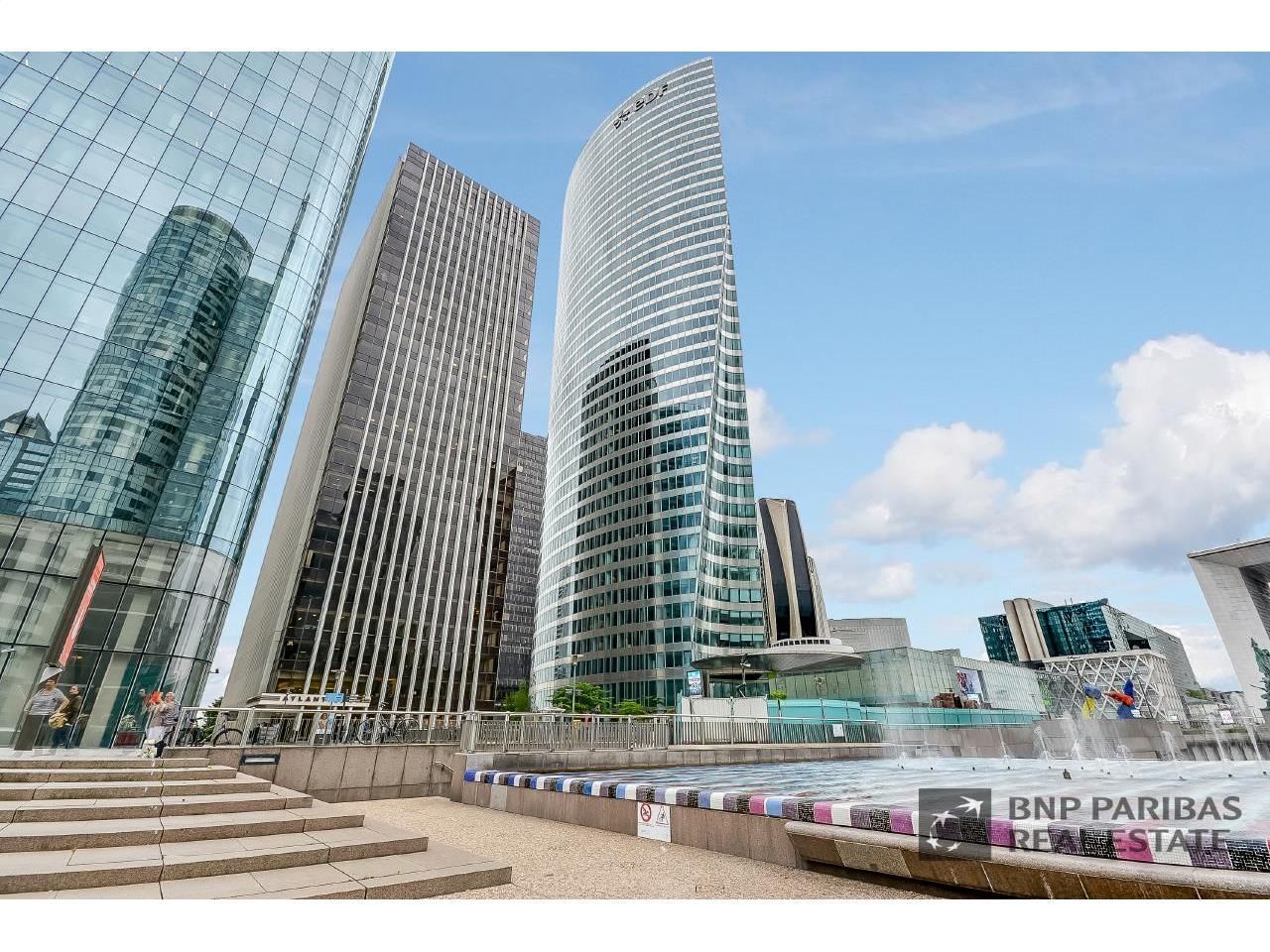 Location Bureaux 598 m² divisibles 92800 Puteaux