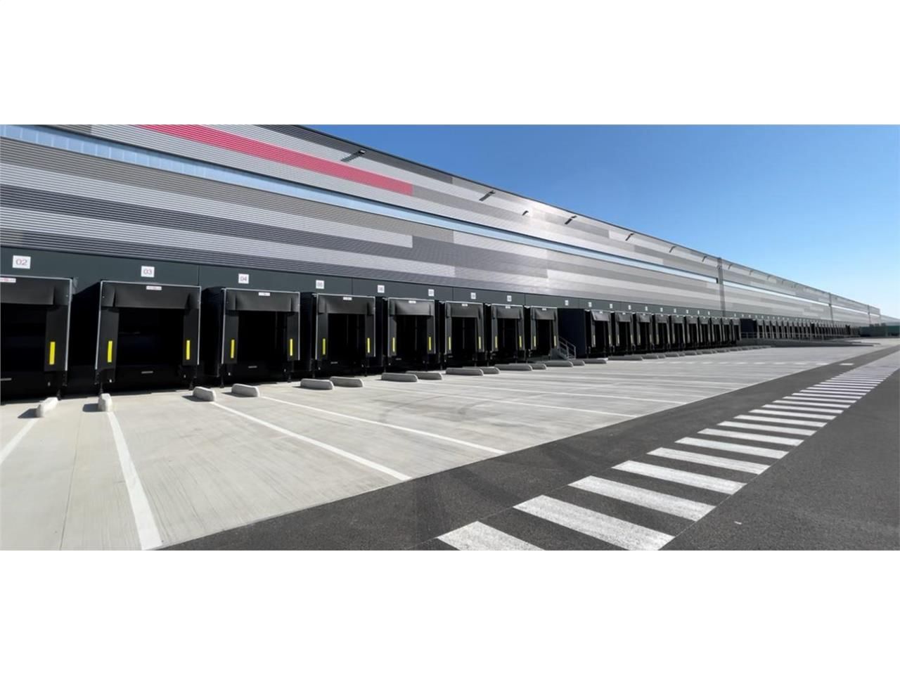 Location Entrepôts classe A 12615 m² non divisibles 13230 Port-saint-louis-du-rhône