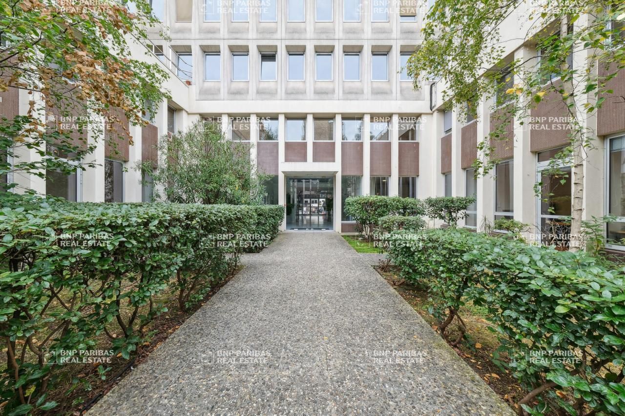 602 m² pour ce bureaux en location à Paris