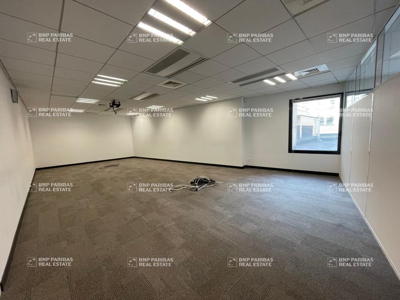 1074 m² pour ce bureaux en location à Lille