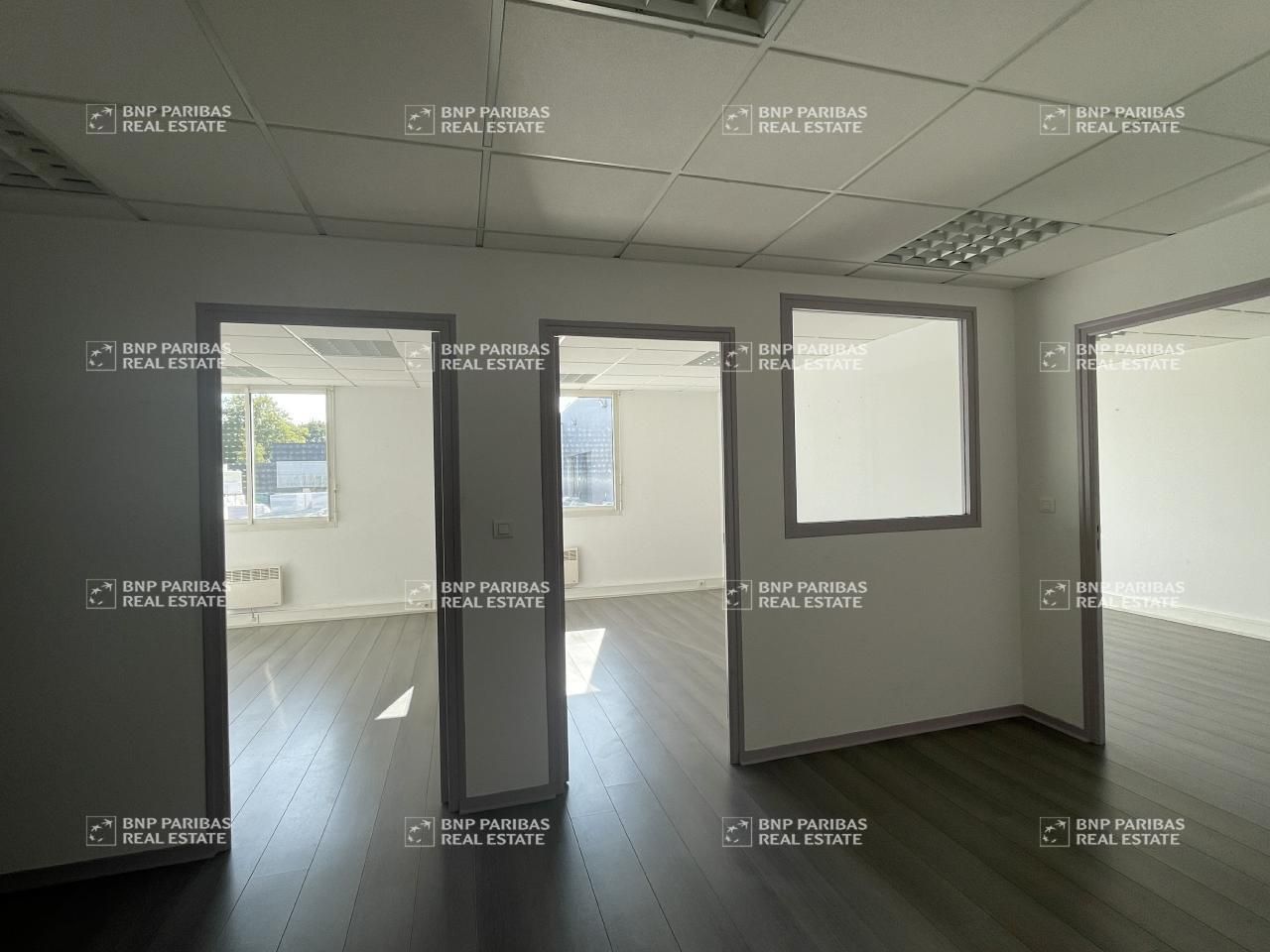 70 m² pour ce bureaux en location à Chantepie