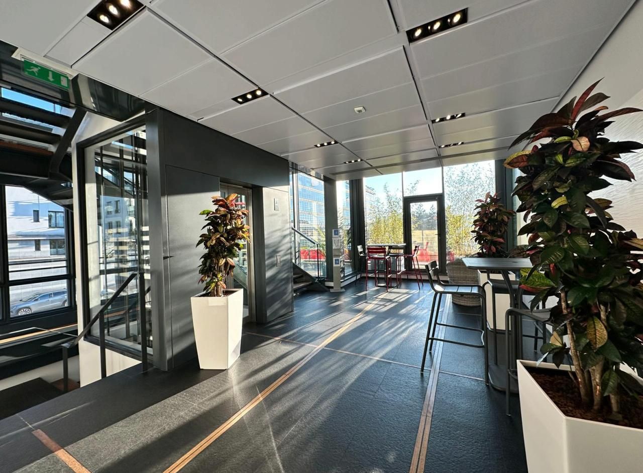 2081.6 m² pour ce bureaux en vente à Issy-les-moulineaux