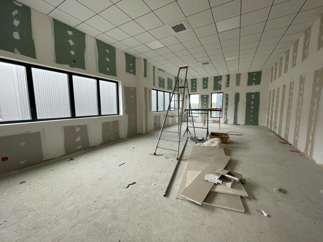 1607.16 m² pour ce pme-pmi en location à Tigery