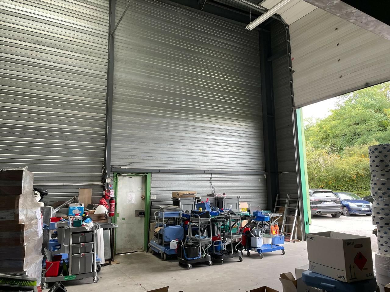 652 m² pour ce pme-pmi en location à Élancourt