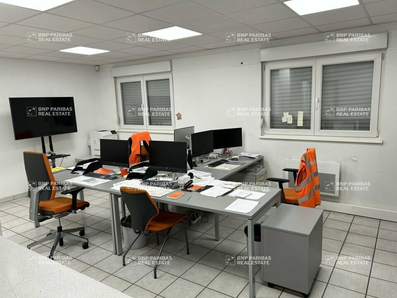 4891.5 m² pour cetentrepôts classe c en location à Wittenheim