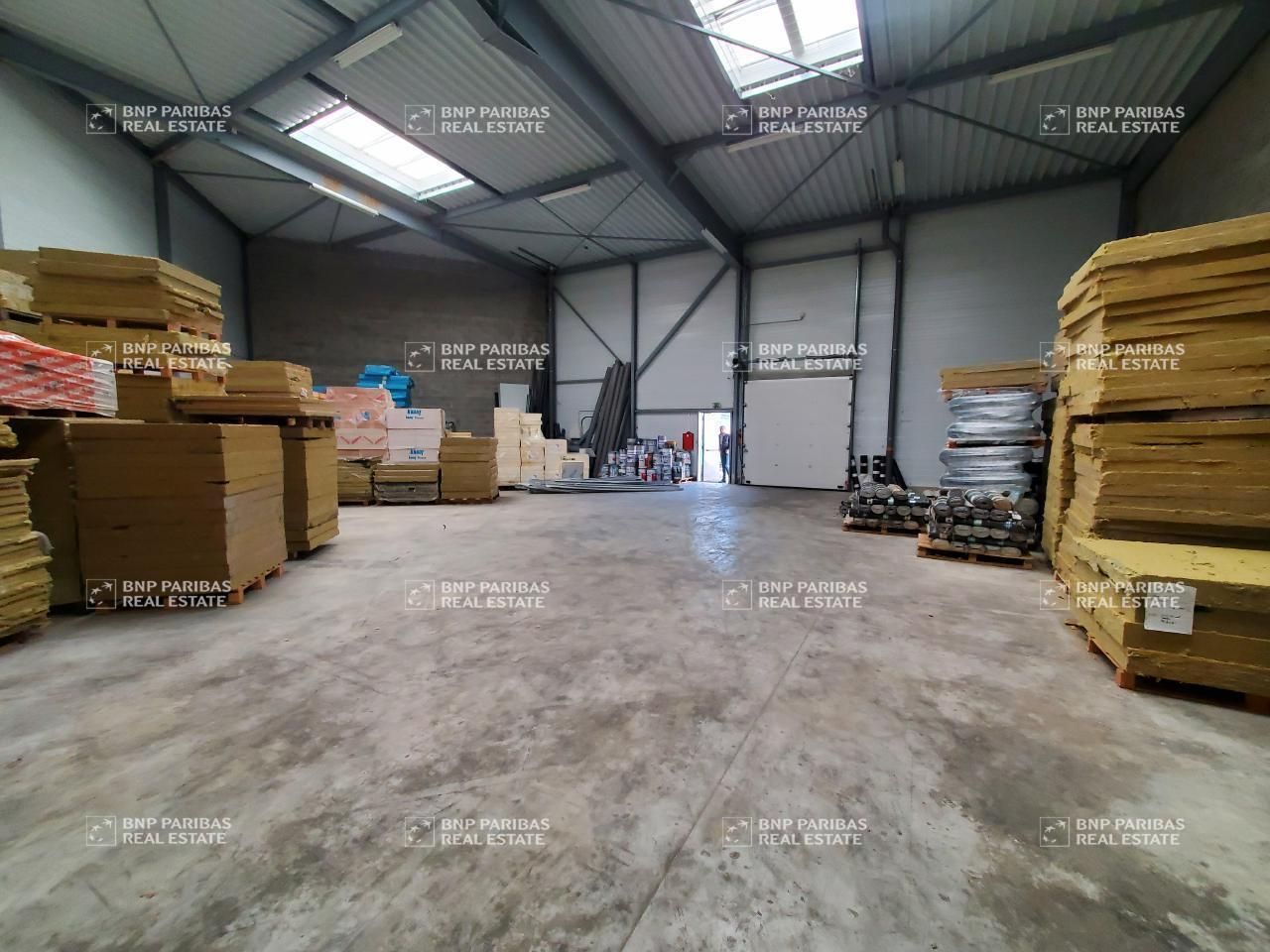 2162 m² pour ce activité en vente à Descartes