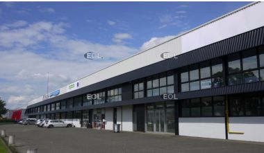 Location Entrepôt 1208 m² non divisibles