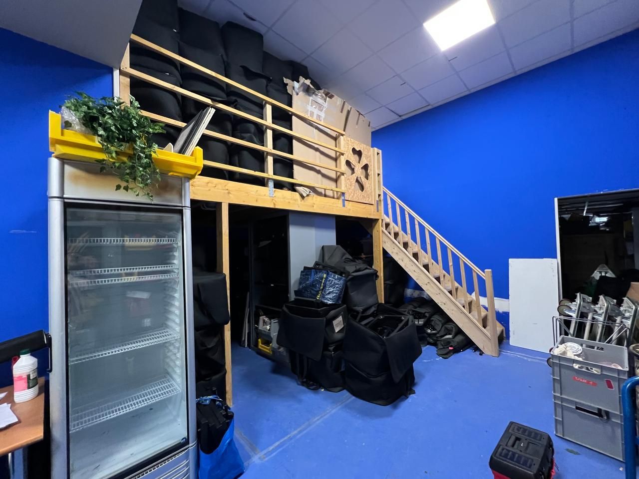 284 m² pour ce activité en location à Montrouge