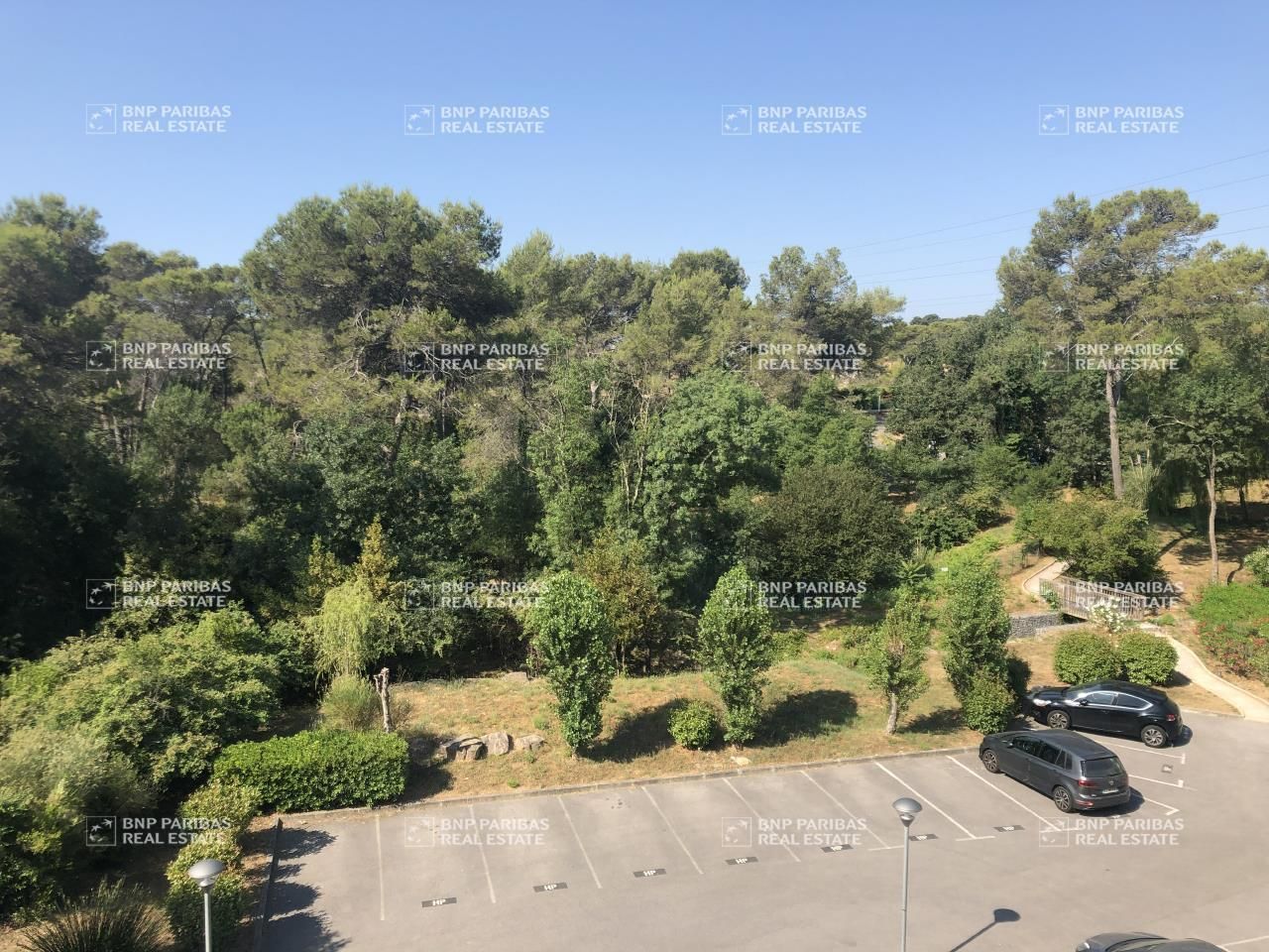 800 m² pour ce bureaux en location à Mougins