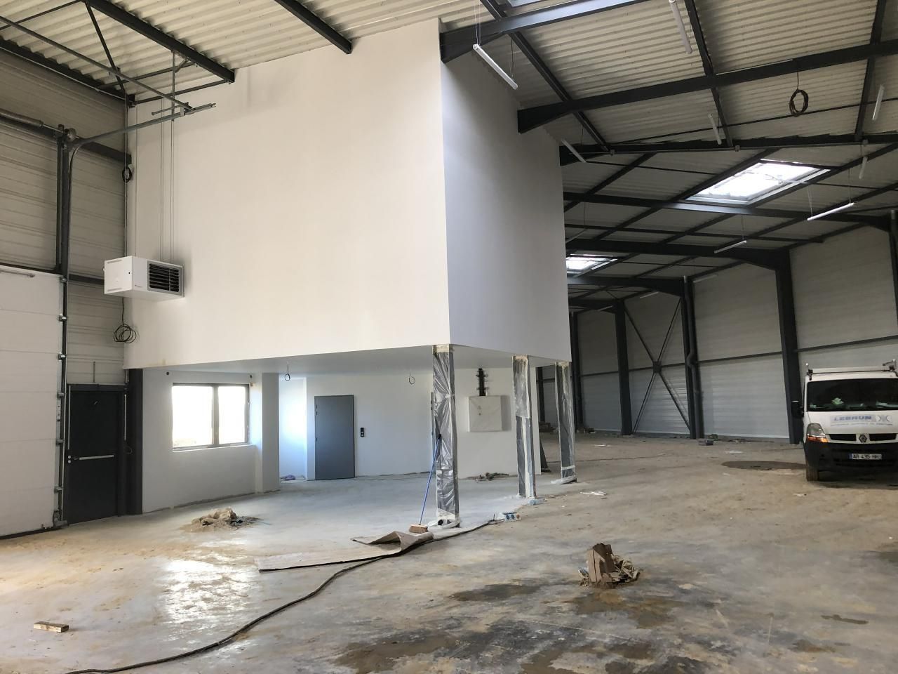 2979 m² pour ce pme-pmi en location à Grigny