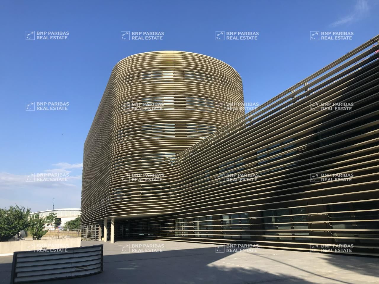 2967 m² pour ce bureaux en location à Blagnac