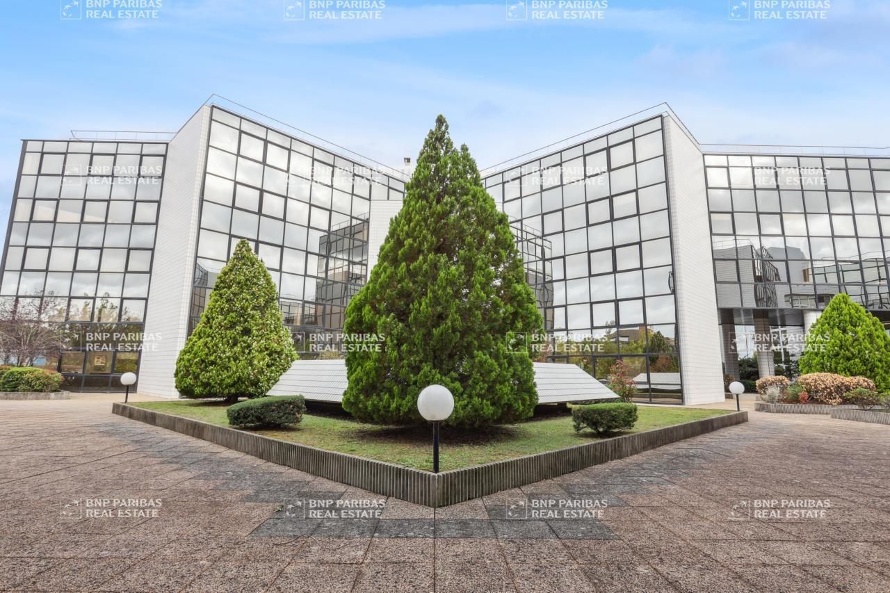 Location Bureaux 2396 m² divisibles 31700 Blagnac