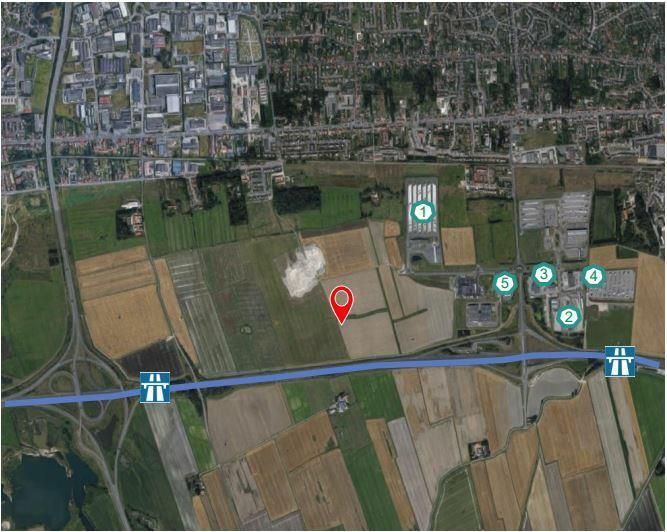 67350 m² pour cetentrepôts classe a en location à Calais