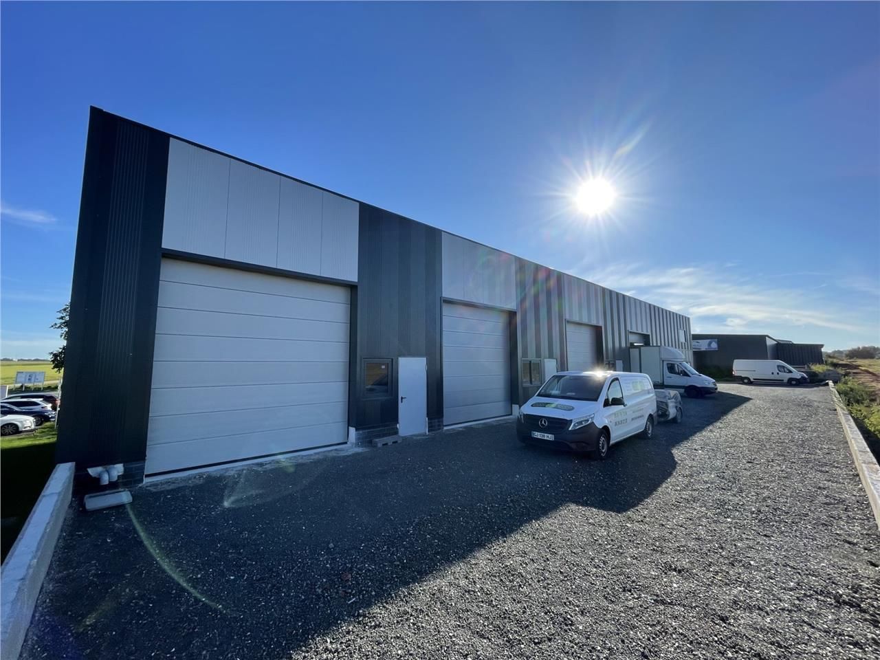 A LOUER - Local de stockage