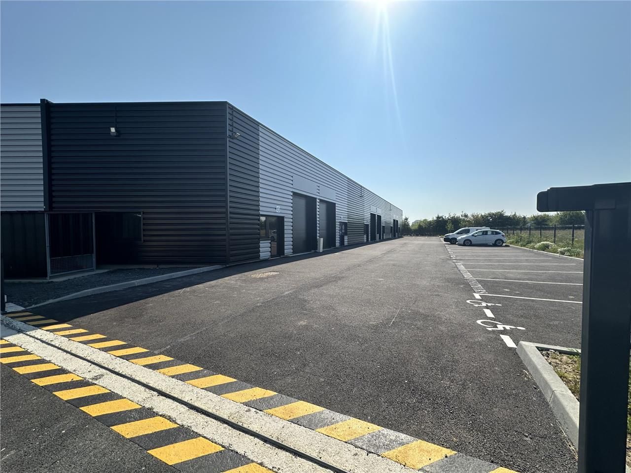 Dernier local d'activité disponible à la vente au