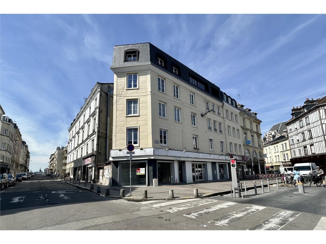 Locaux commerciaux de Local commercial - Saint Ma